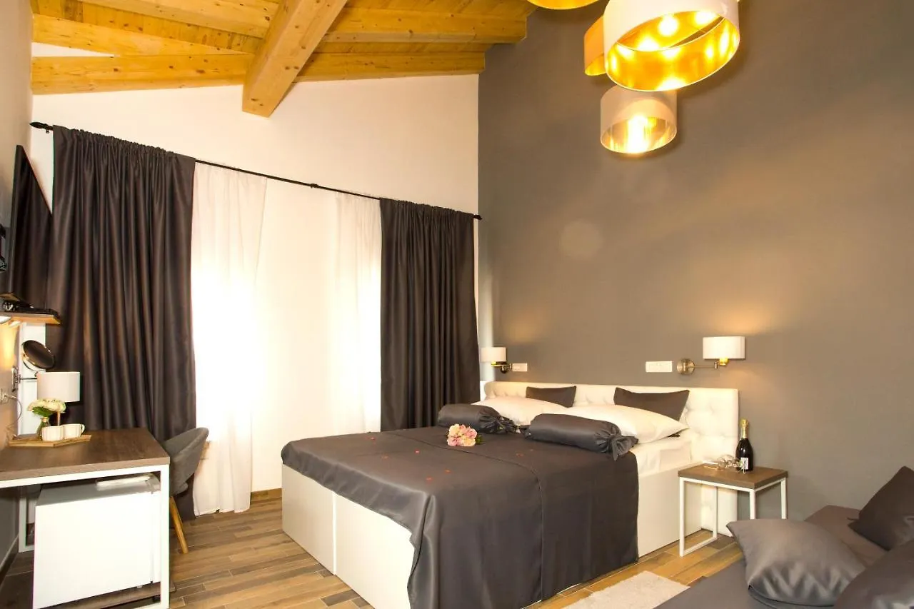 Aspalathos Residence Split Hotel